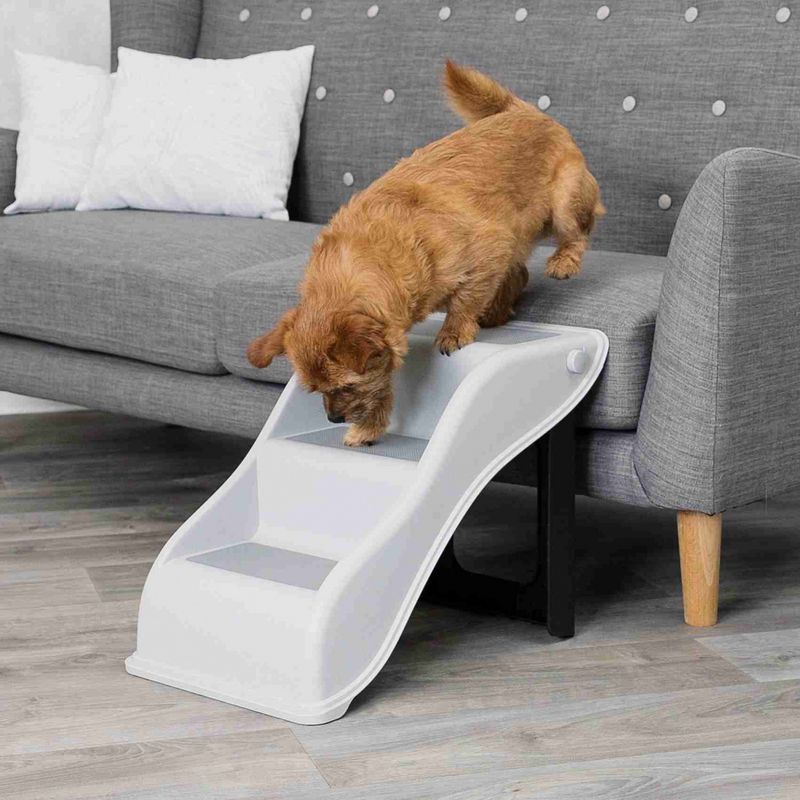 Grå foldbar trapp til hund