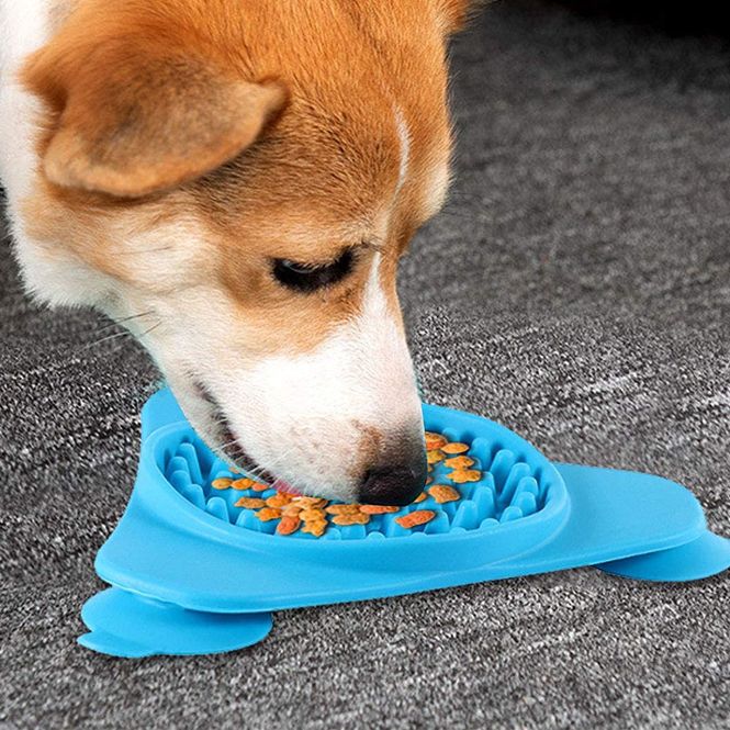 Hovedbilde Trekantet slikkematte med sugekopper til hund og katt